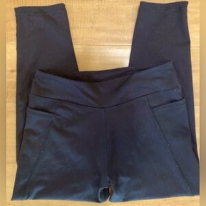 Athletic black capri leggings for kids